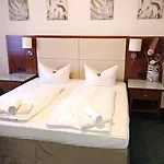 Hotel Avenue Altenfurt